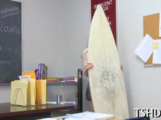 ভঙ্গুর সৌন্দর্য survives ডিপি