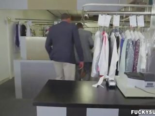 亚洲人 青少年 米拉 玉 接收 肤色 双 渗透 在 该 cleaners