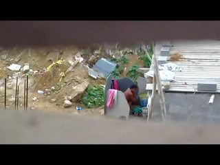 ইন্ডিয়ান নারী গোসল বিদেশে