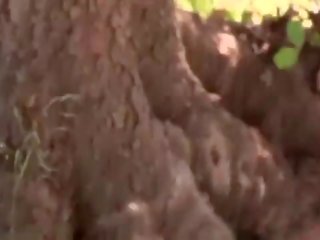 Ferrara гомес отримує кінчання на відкритому повітрі immediately immediately після смокче