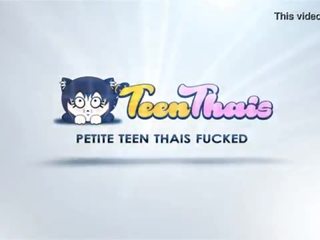 Seductive Thai bringing that manhood to it's finish